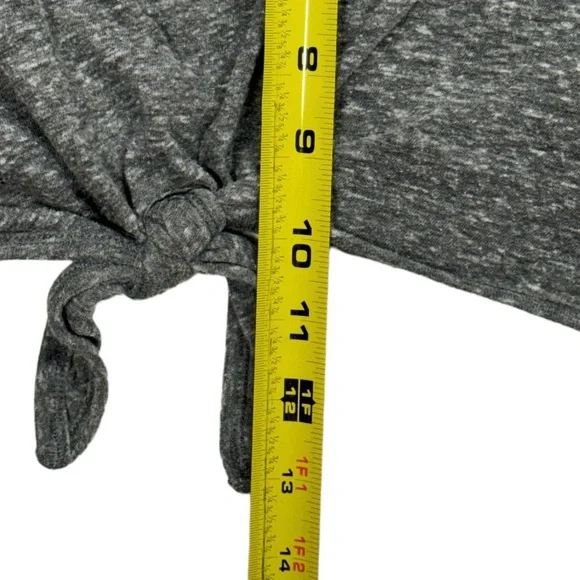 Hollister size XL gray colored tank top in great condition. V-neck style shirt. - Picture 2 of 8